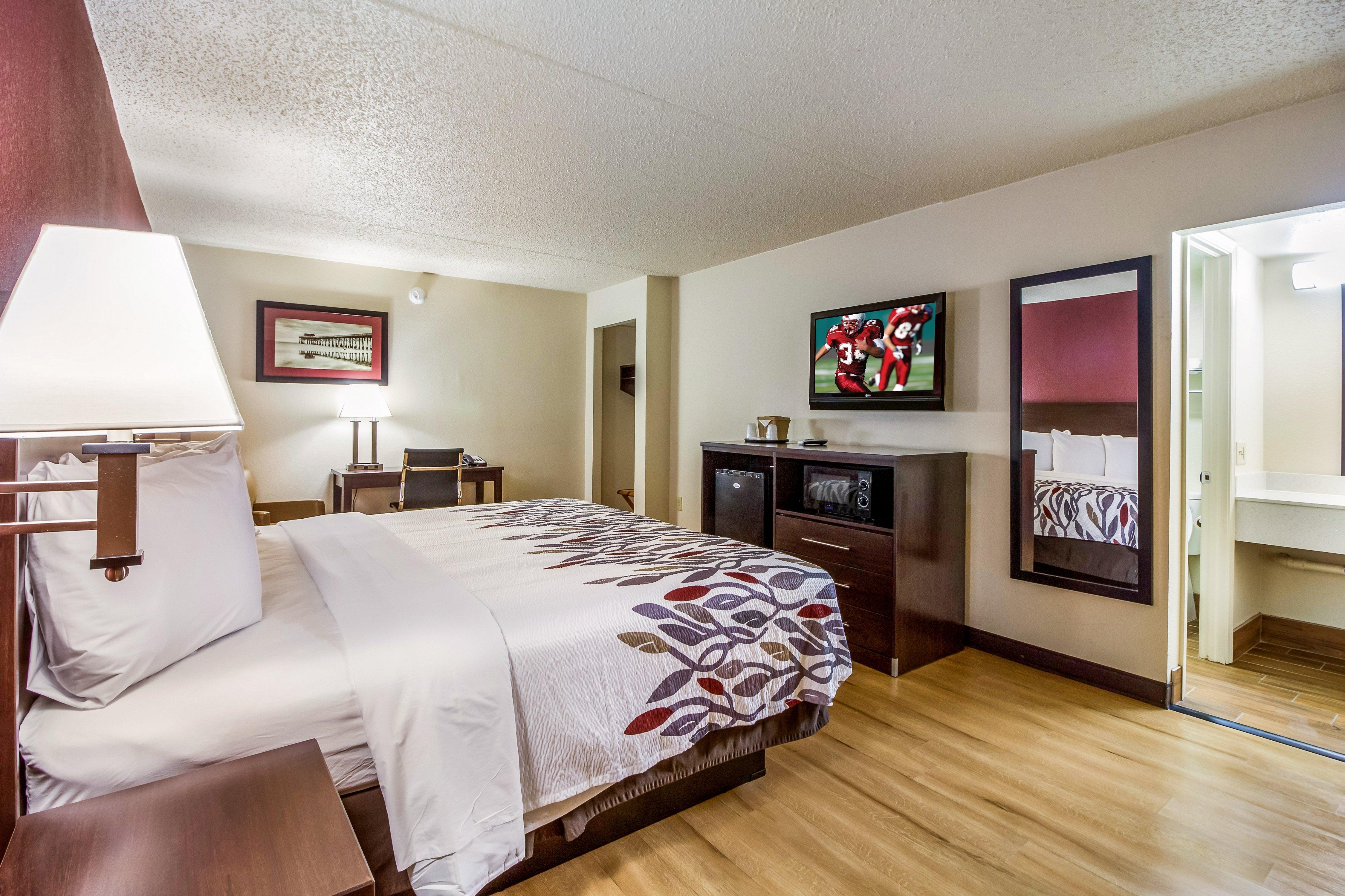 Red Roof Inn Houston East I-10 מראה חיצוני תמונה