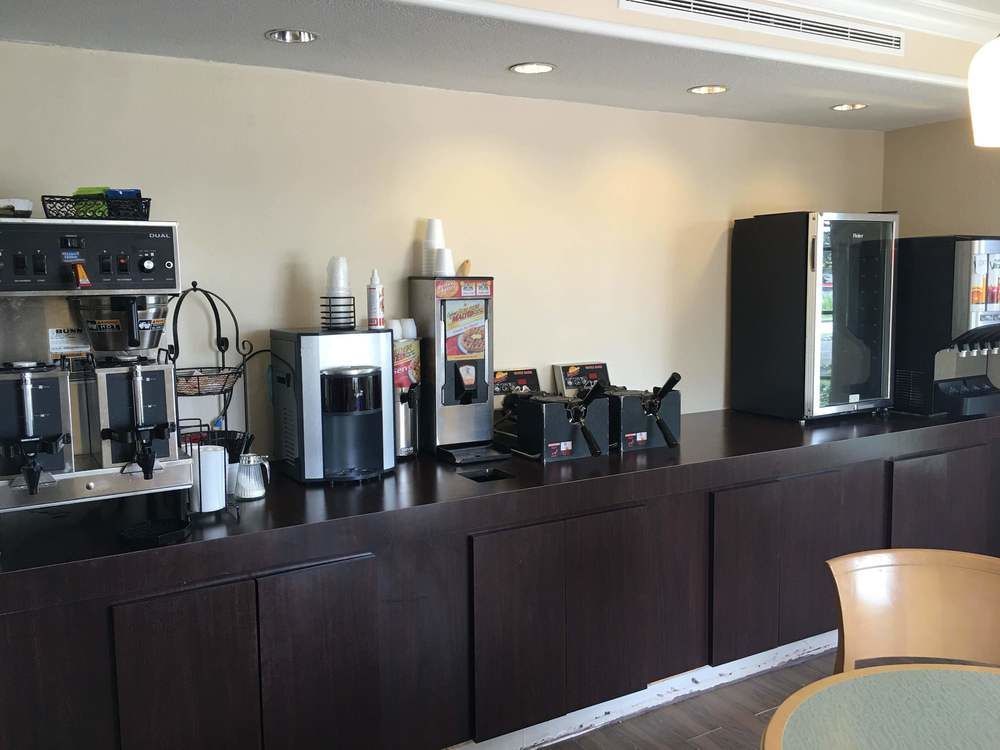 Red Roof Inn Houston East I-10 מראה חיצוני תמונה